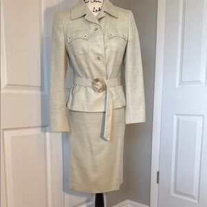 AKRIS Chic Beige Belted Skirt Suit